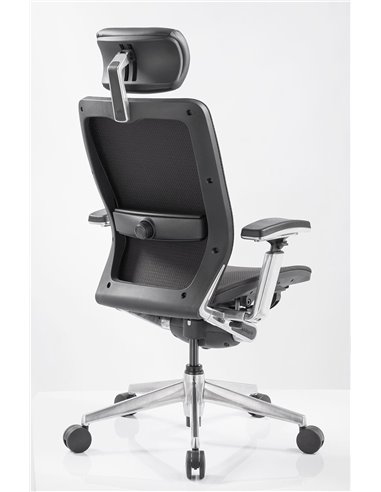 Кресло для руководителя NINGHTINGALE 7300 D черное