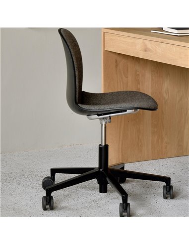 Кресло PROFIM NOOR FOOTBASE 6070SB BLACK, с подлокотниками