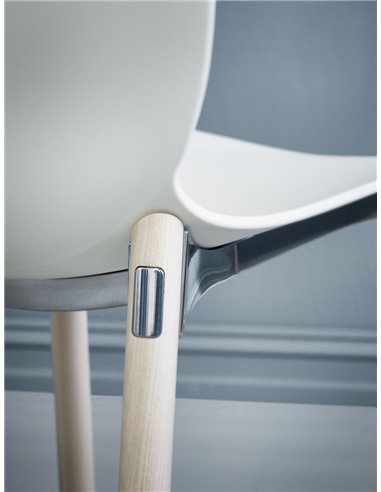 Крісло PROFIM NOOR WOODEN LEGS 6080 FOREST, NATURAL ASH
