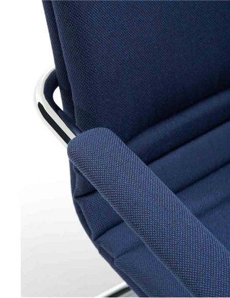 Кресло VAGHI MODUS 150 GUEST CHAIR 512C, на полозьях