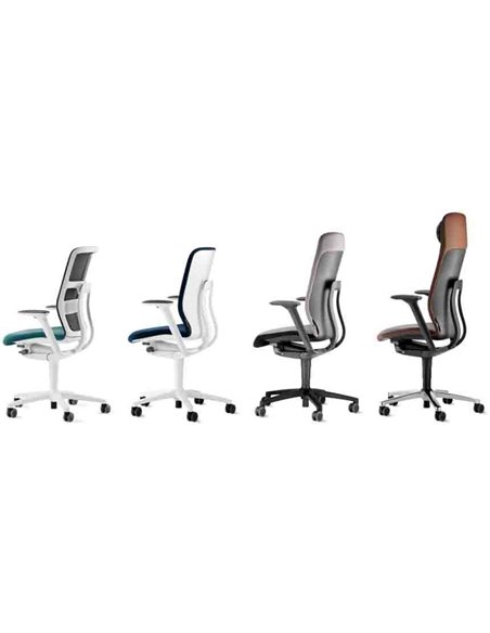 Кресло руководителя WILKHAHN AT 187/9 BLACK, тканевое