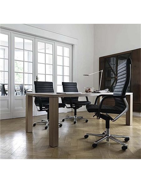 Кресло руководителя WILKHAHN FS MANAGEMENT 220/92 кожаное