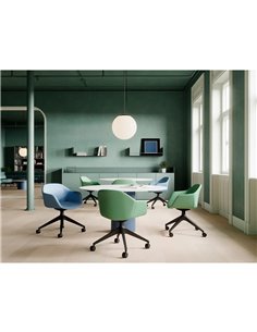 Конференц-кресло LD SEATING RIVA RI-02, F02-BL 2
