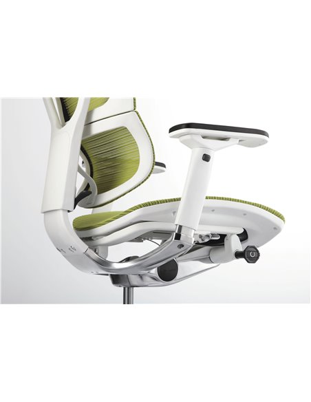 Кресло COMFORT SEATING MIRUS-IOO (IOO-WA-MDHAM) зеленое