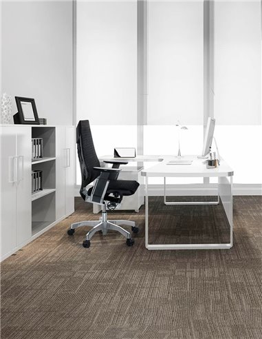 Кресло руководителя GENIDIA GN2 MESH WHITE FRAME