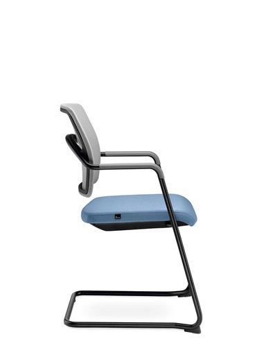Кресло LD SEATING ARCUS 250-Z-N1 для посетителей, на полозьях