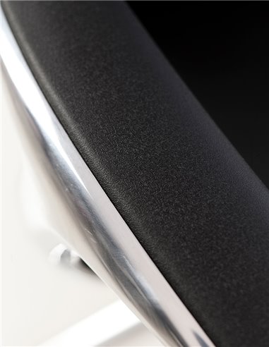 Кресло KRESLALUX 9184 BLACK для руководителя, кожаное