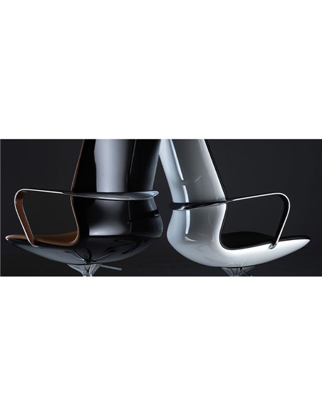 Конференц-кресло KRESLALUX FK016-B12 BROWN, кожаное