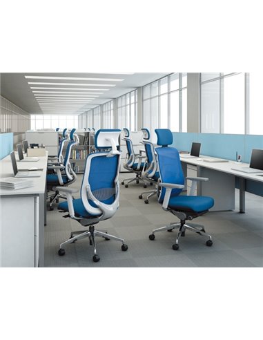 Кресло Okamura Zephyr Light эргономичное для персонала