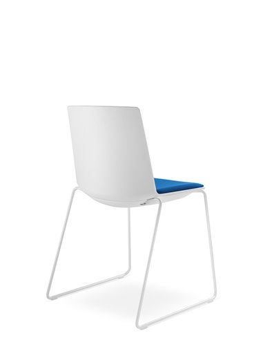 Кресло LD SEATING SKY FRESH 042-Q, для посетителей, на полозьях