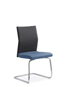 Кресло LD SEATING ELEMENT 441-Z-N4 для посетителей, на полозьях