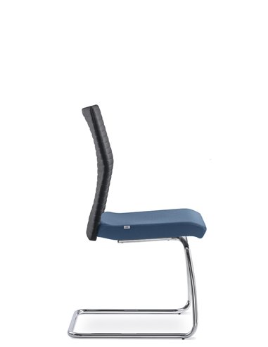 Крісло LD SEATING ELEMENT 441-Z-N4 для відвідувачів, на полозах