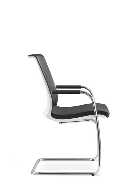Кресло LD SEATING LYRA NET 213-Z-N4 для посетителей, на полозьях