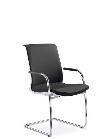 Кресло LD SEATING LYRA NET 214-Z-N4 для посетителей, на полозьях