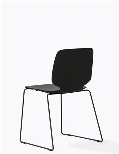 Стул PEDRALI BABILA 2740 BLACK на полозьях