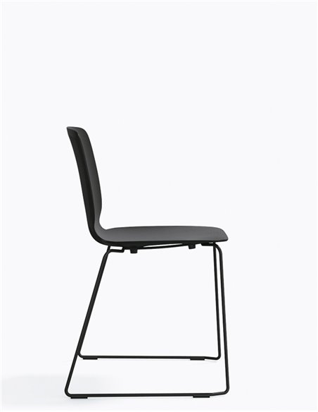 Стул PEDRALI BABILA 2740 BLACK на полозьях