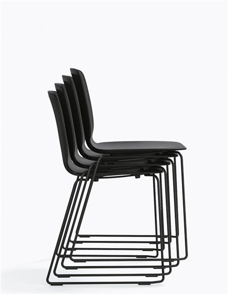 Стул PEDRALI BABILA 2740 BLACK на полозьях